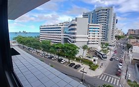 Stúdio com restaurante, mini-mercado, academia, vista praia, piscina - Apto 508